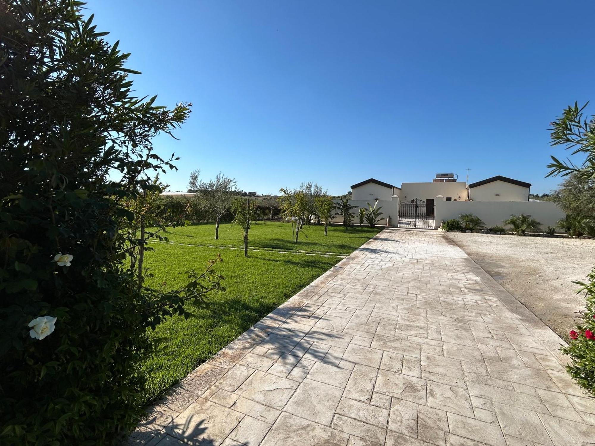 Baglio Il Gelso E L'Ulivo Appartamento Il Carrubo Reitani ภายนอก รูปภาพ